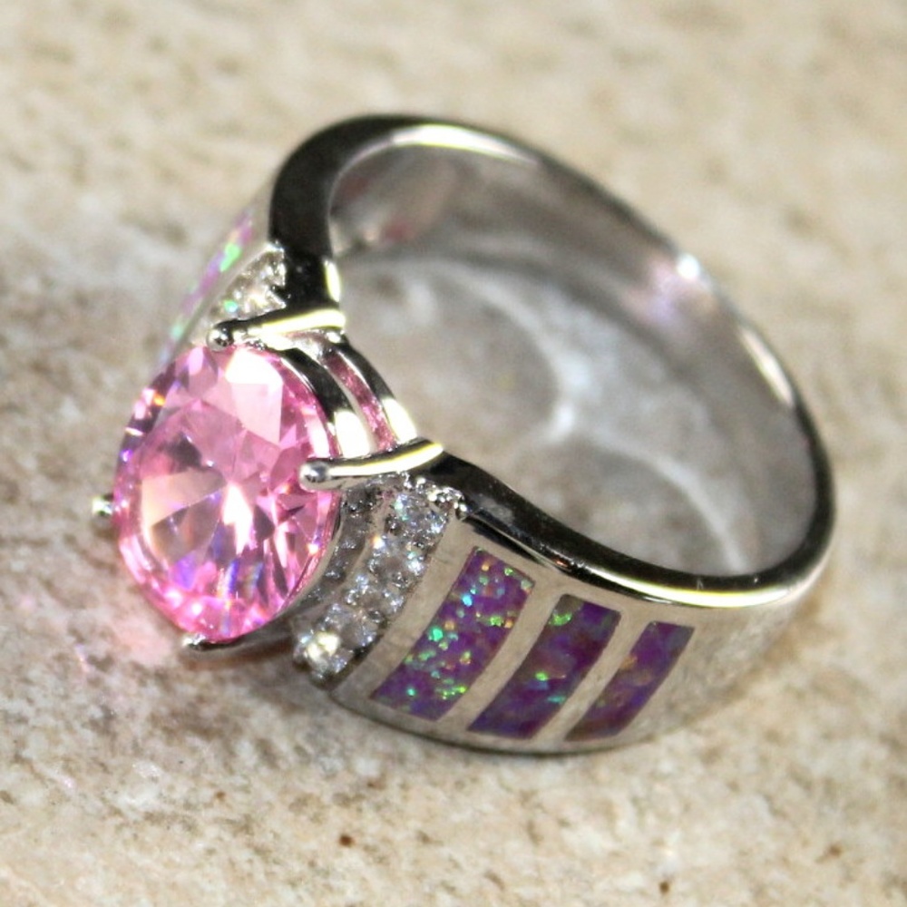 Pink Fire Opal Oval Silver Ring - Picture 2 of 3